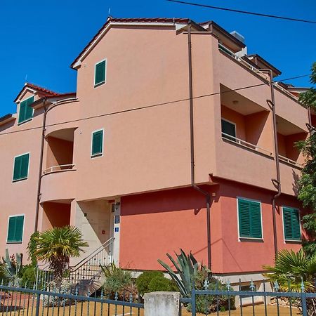 Hotel Pansion Hrga Vodice Exteriér fotografie