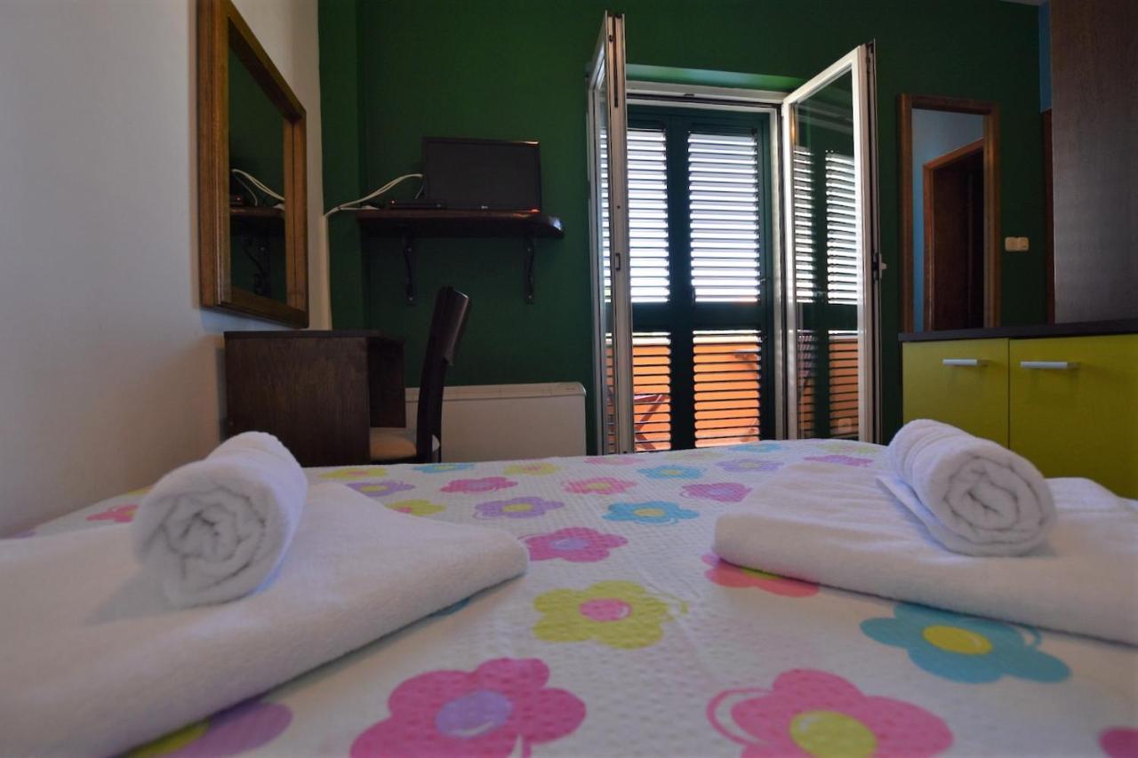 Hotel Pansion Hrga Vodice Exteriér fotografie