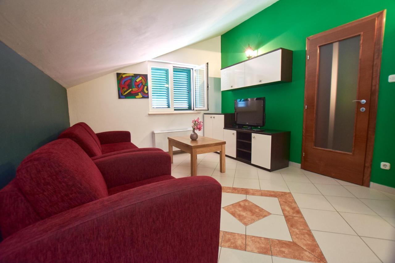 Hotel Pansion Hrga Vodice Exteriér fotografie