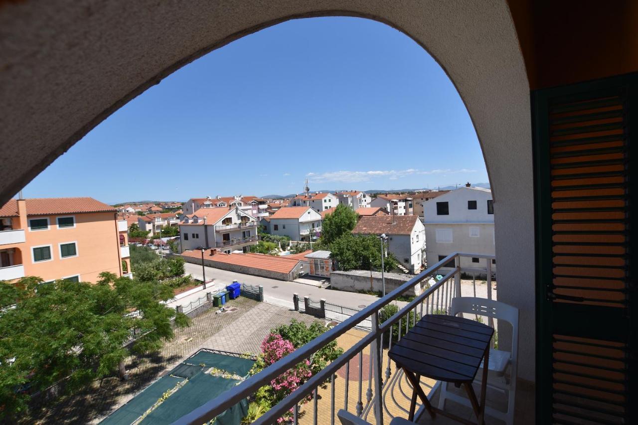 Hotel Pansion Hrga Vodice Exteriér fotografie