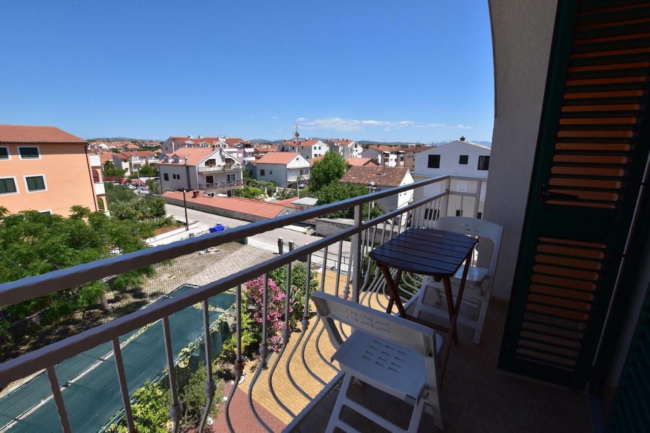 Hotel Pansion Hrga Vodice Exteriér fotografie