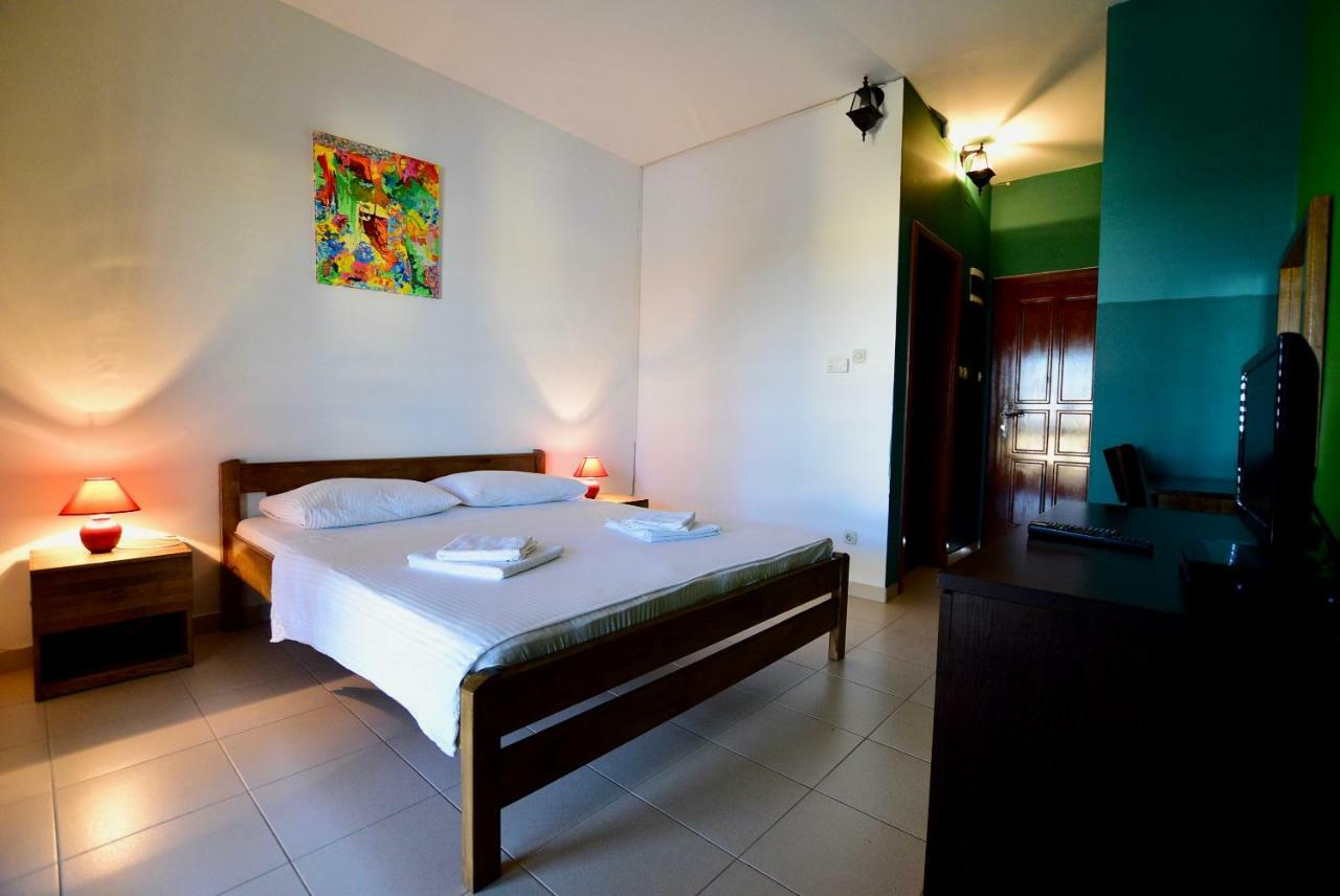 Hotel Pansion Hrga Vodice Exteriér fotografie