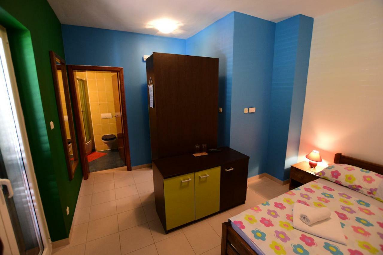 Hotel Pansion Hrga Vodice Exteriér fotografie