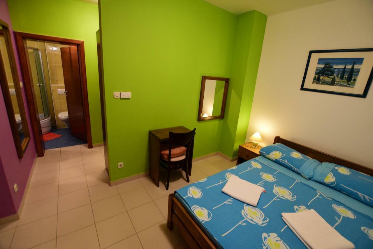 Hotel Pansion Hrga Vodice Exteriér fotografie